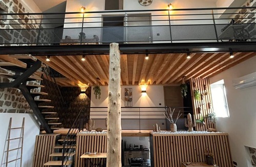 Loire Forez Agglomeration House | La Petite Chavanne