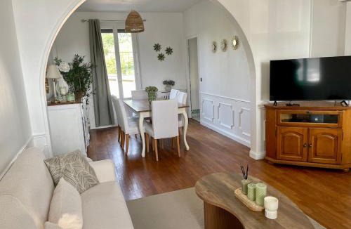 Margny-les-Compiegne Apartment | La petite Compiégnoise