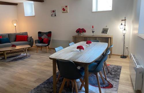 Marcheseuil House | La petite Cocotte