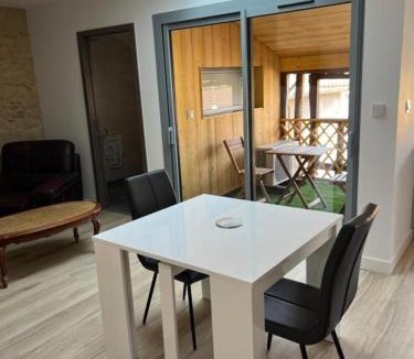 Marciac Bed & Breakfast | La Petite Ecole Chez Etche