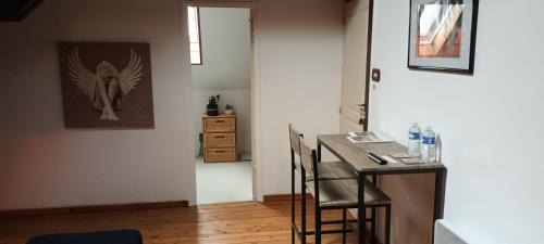 Curey House | La Petite Ecole de la Baie