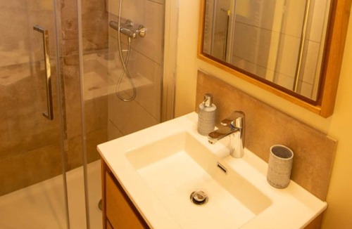 Lans-en-Vercors Apartment | La petite ecole - gite de la marelle
