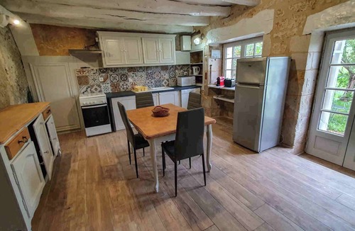 Saint-Cyprien Cottage | La Petite Forge