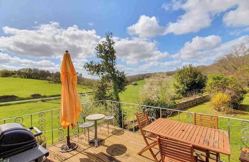 Saint-Cyprien Cottage | La Petite Forge