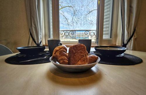Chatellerault Apartment | La Petite Forge - Quai 75 & Quai 80