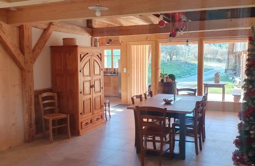 Grand'Combe-Chateleu House | La Petite Grange