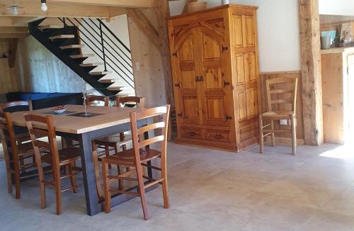 Grand'Combe-Chateleu House | La Petite Grange
