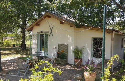 Saint-Antoine-de-Breuilh Bed & Breakfast | La petite Boulandre