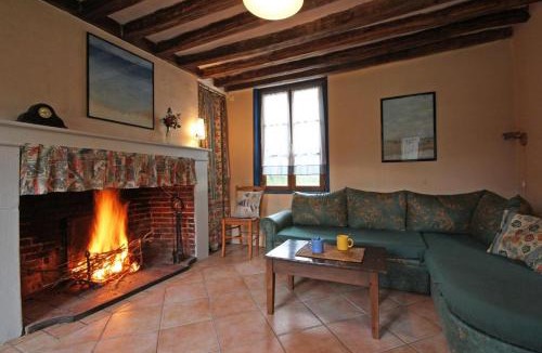 Saint-Aubin-de-Bonneval House | La petite Cauvinière