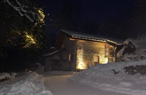 Saint-Germain-de-Joux House | La Petite Maison de Marnod