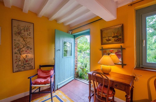 Varengeville-sur-Mer Ski Chalet | La Petite Maison, village center and beach accessible by foot