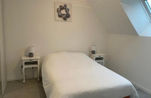 Ay Apartment | la petite loge