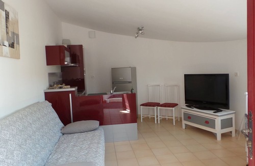 Lege House | La petite Logne - accommodation with swimming pool