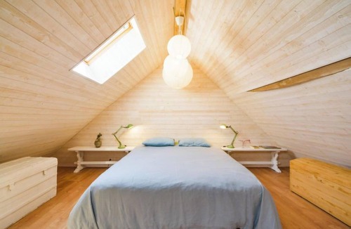 Chissay-en-Touraine House | La petite maison blanche by Interhome