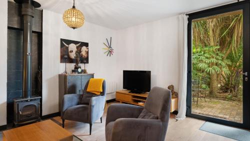 Chartres-de-Bretagne House | La Petite Maison Dans La Jungle