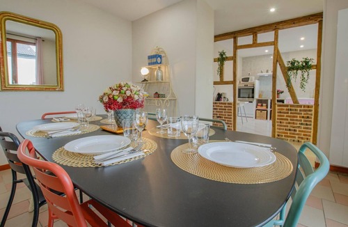 Lusigny-sur-Barse House | La Petite Maison Dans Lusigny