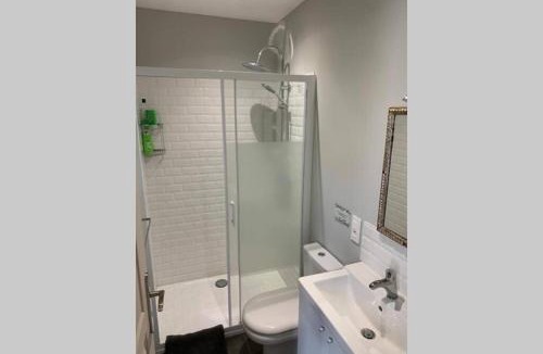 Chenille-Change House | LA PETITE MAISON de Chenillé Changé