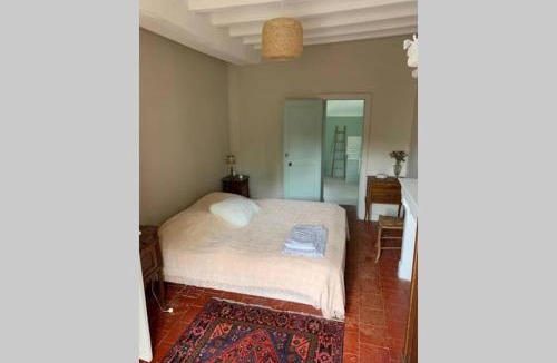 Chenille-Change House | LA PETITE MAISON de Chenillé Changé