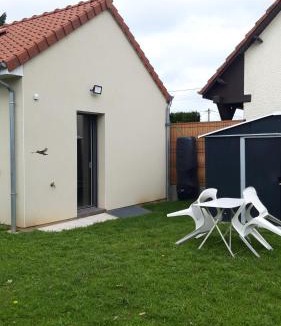 Moyenneville House | La petite maison dans la pâture