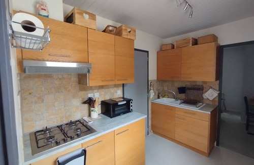Gaujac House | La Petite Maison Dans la Vigne