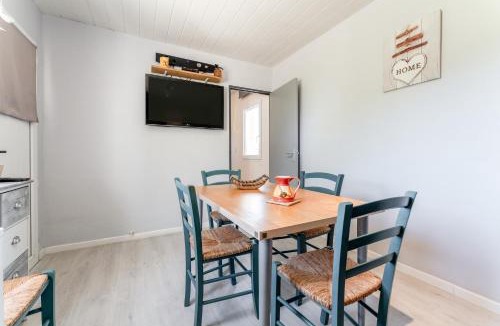 Gaujac House | La Petite Maison dans la Vigne