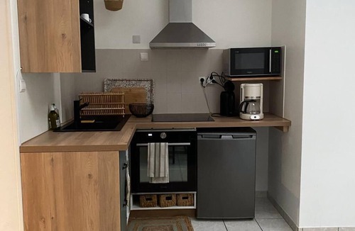 Reville House | La Petite Maison de Coline