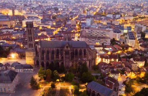 Magnac-Laval House | La petite maison de l'étang