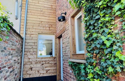 Loeuilly House | La Petite Maison