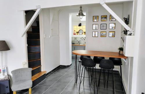 Beauvais Apartment | LA PETITE MAISON