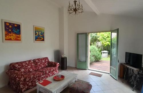 Espiet House | la petite maison