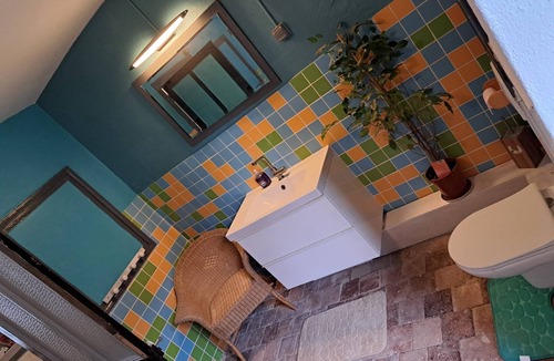 Issy-l'Eveque Bed & Breakfast | La Petite Maison d Issy