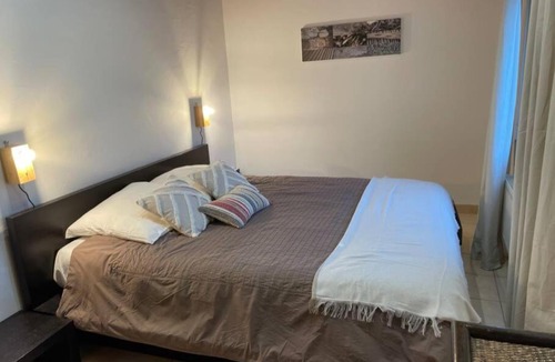 Les Echets House | La Petite Maison