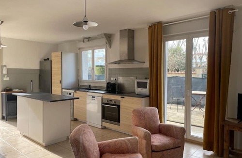 Les Echets House | La Petite Maison