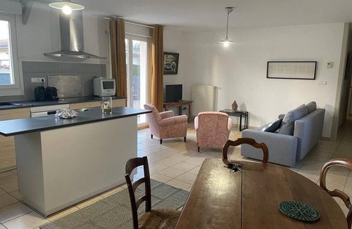 Les Echets House | LA Petite Maison