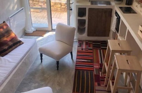 Montaulieu House | La Petite Maison