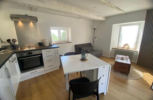 Moyrazes House | La Petite Maison