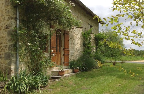 Nontron House | La Petite Maison