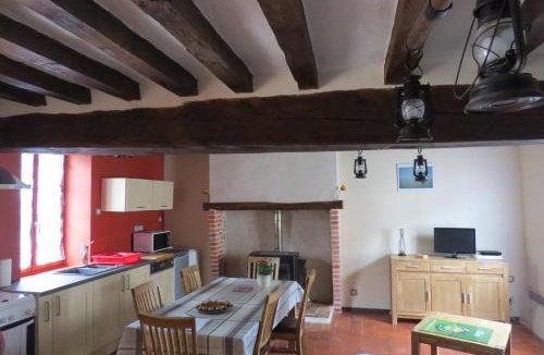 Theillay House | La Petite Maison