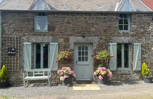 (le) Mesnil Hue House | La Petite Maison - No 4 La Relierie