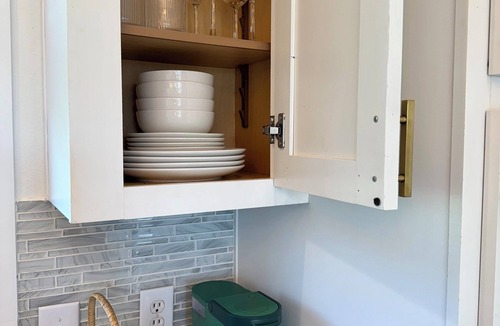 Victoria House | La Petite Maison - Tiny Home in Victoria, TX