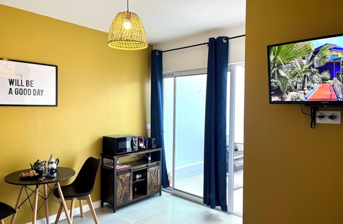 Libourne Apartment | La Petite Majorelle