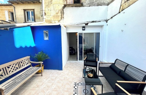 Libourne Apartment | La Petite Majorelle