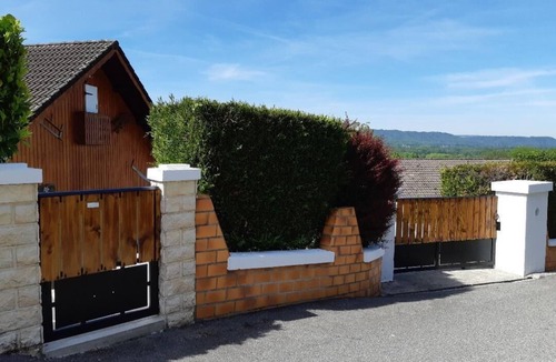 Saint-Beron House | LA PETITE MARMOTTE - SAINT BERON