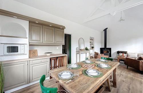Isigny-le-Buat House | La Petite Mazure - Refuge nature en forêt