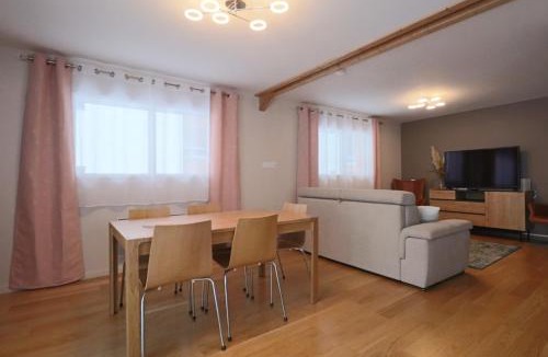 Mont-Dore House | La Petite Montille