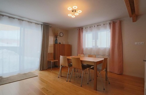 Mont-Dore House | La Petite Montille