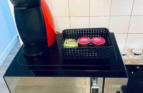 Vaux-sur-Seine Apartment | La Petite Planque