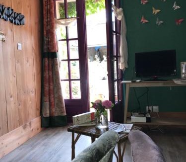 Hermanville-sur-Mer Bed & Breakfast | La petite pomme