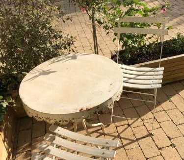 Hermanville-sur-Mer Bed & Breakfast | La petite pomme