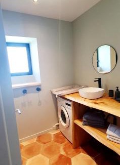 Lanildut House | la petite roche